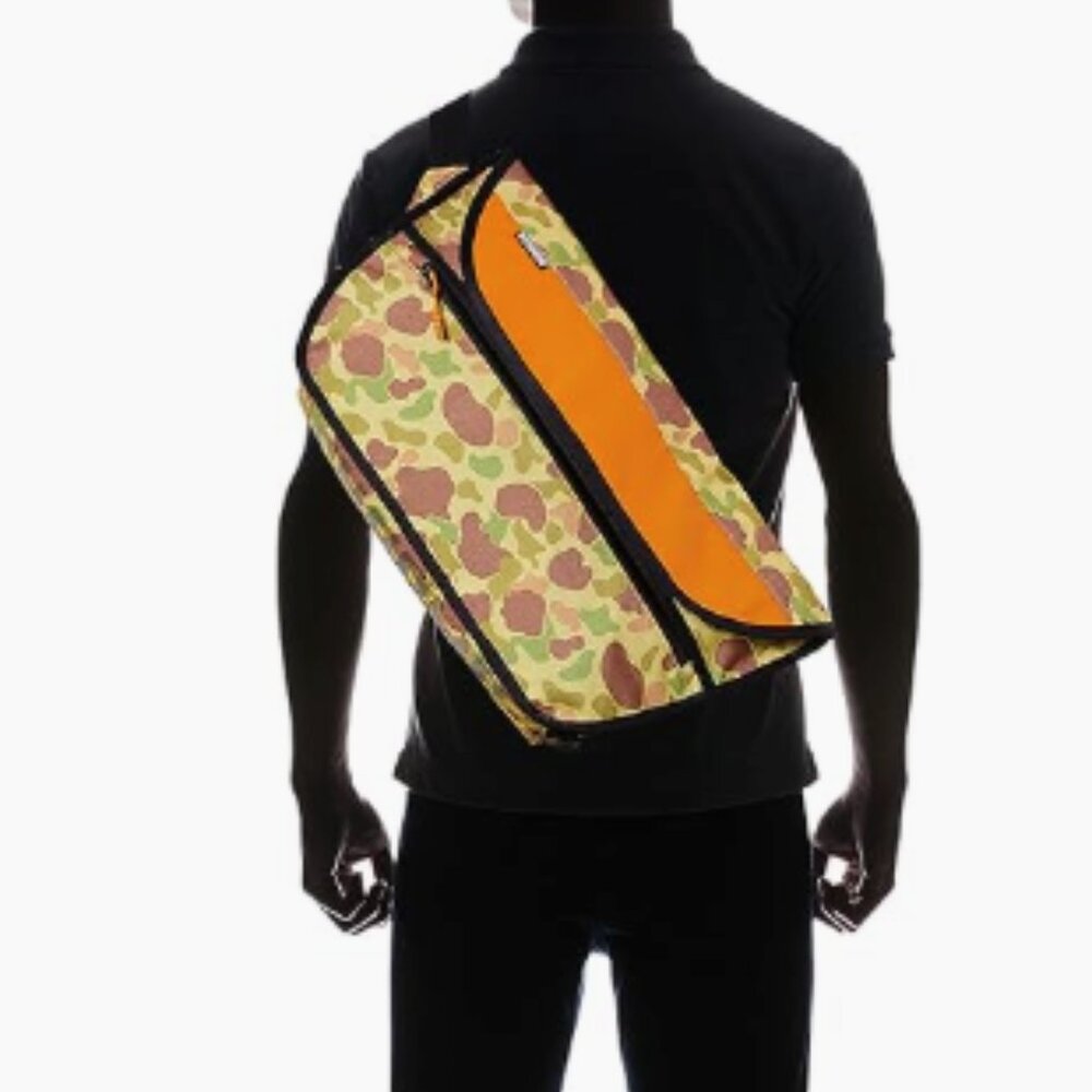 Chrome Industries Simple Messenger Bag – Duck Camo / Orange (Limited Edition)